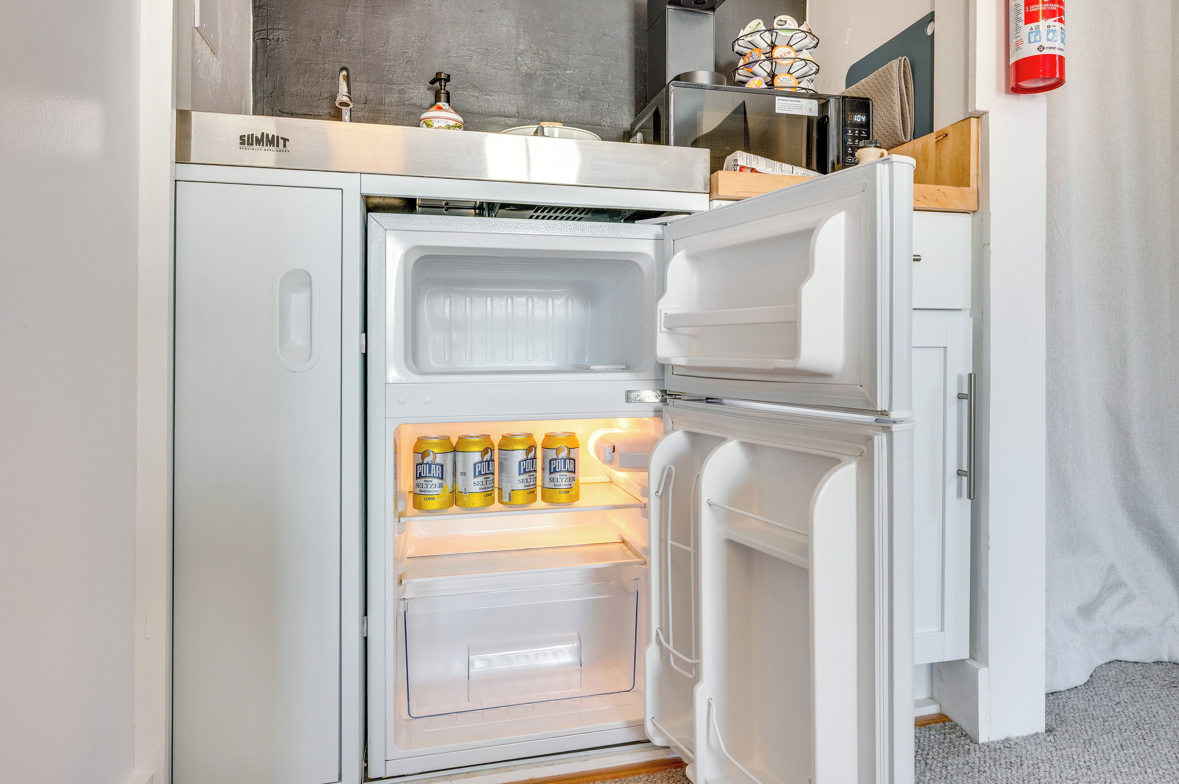 Apartment (0 Bedroom) | Bahagian dalam