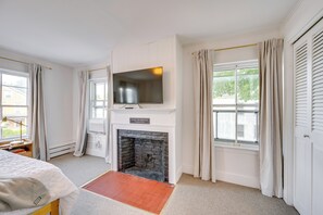 Apartment (0 Bedroom) | Interior