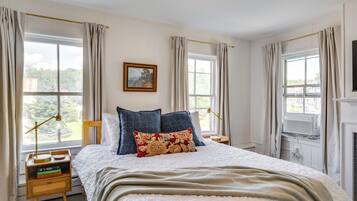 Apartment (0 Bedroom) | Interior