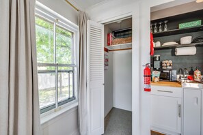อพาร์ทเมนท์ (0 Bedroom) | ภายใน