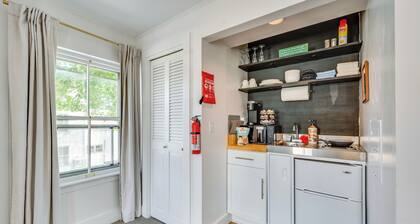 15 Mi to Stowe Mountain Resort: Main Street Studio