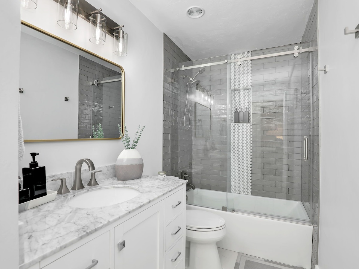 Photo 14 of Naples Retreat w/ Private Pool – 5 Min to Vanderbilt Beach & Mercato