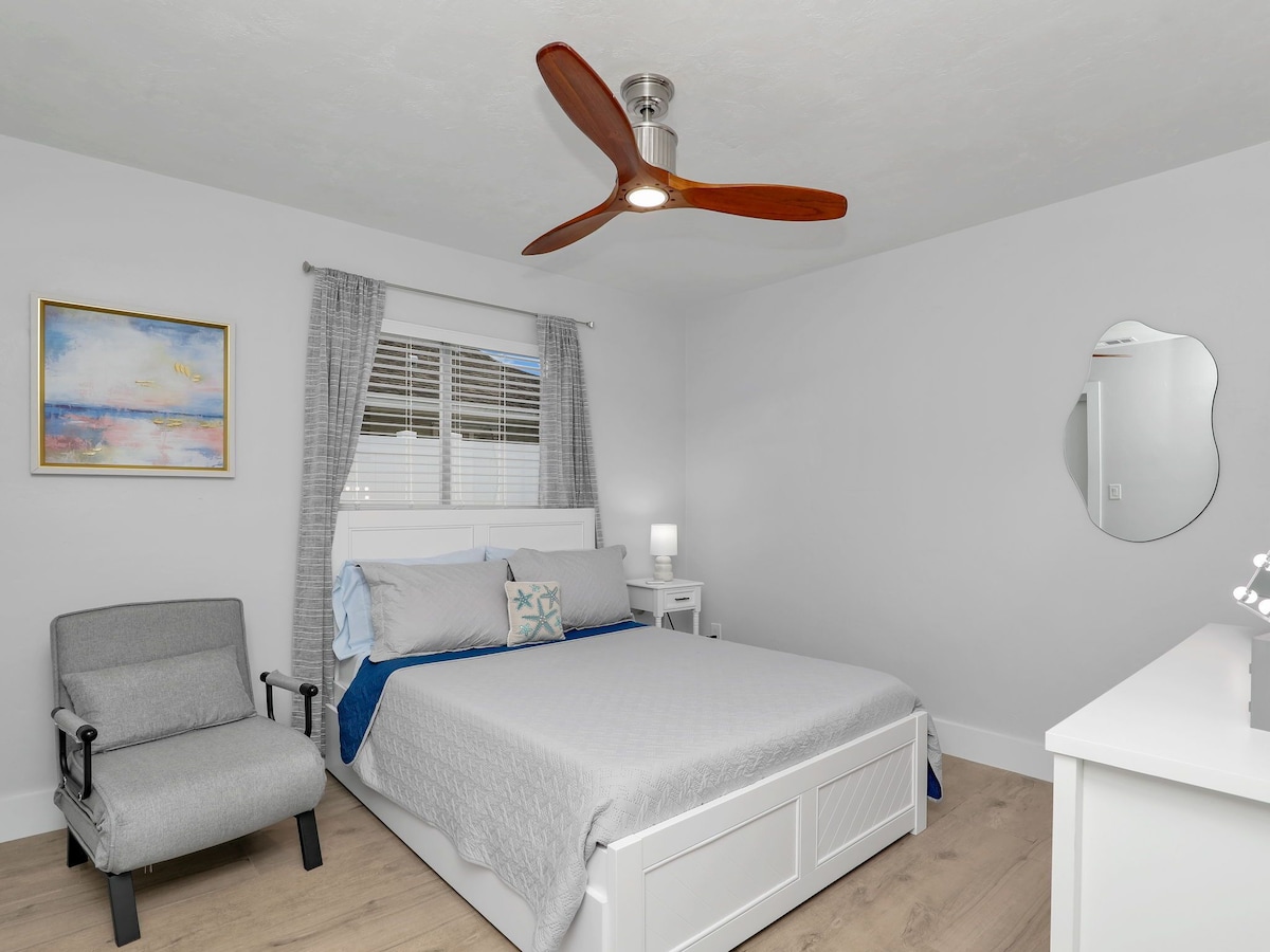 Photo 15 of Naples Retreat w/ Private Pool – 5 Min to Vanderbilt Beach & Mercato