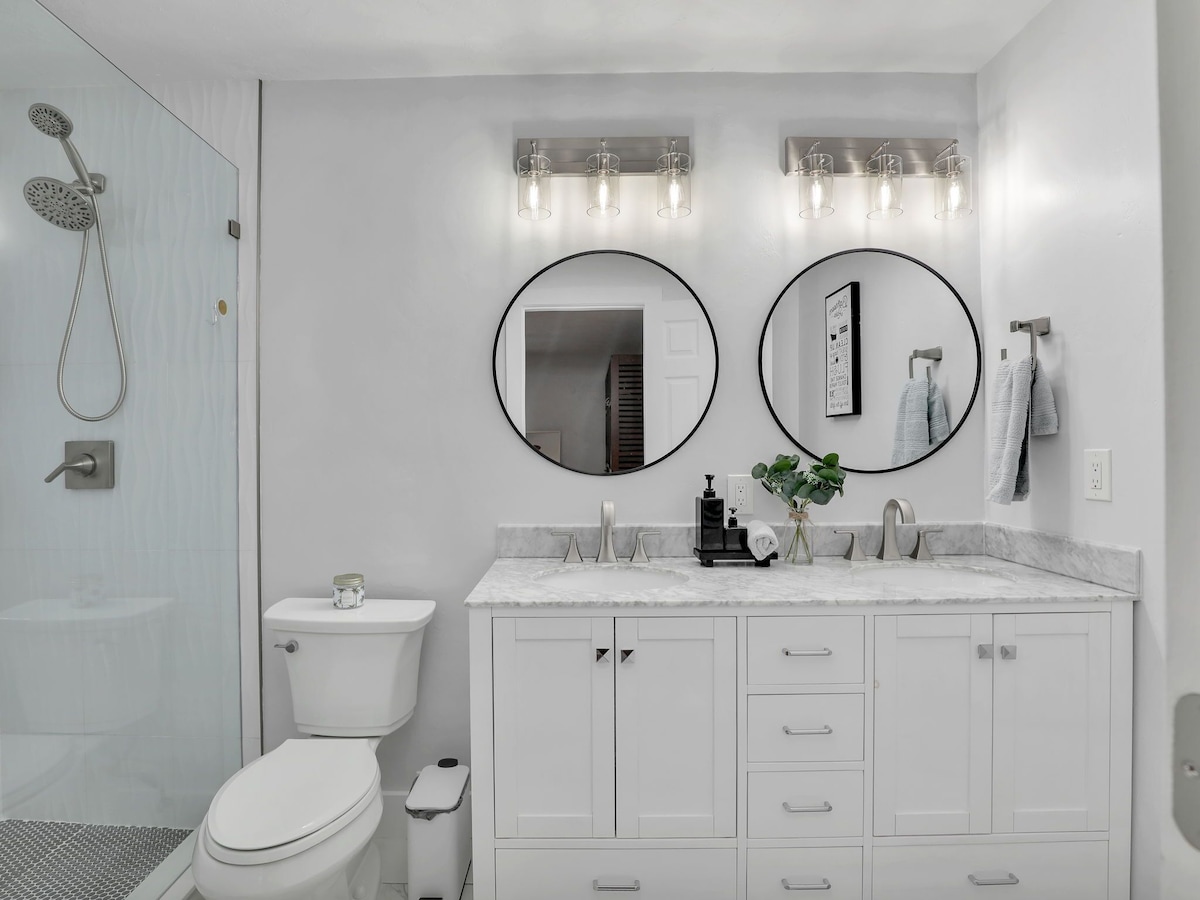 Photo 20 of Naples Retreat w/ Private Pool – 5 Min to Vanderbilt Beach & Mercato