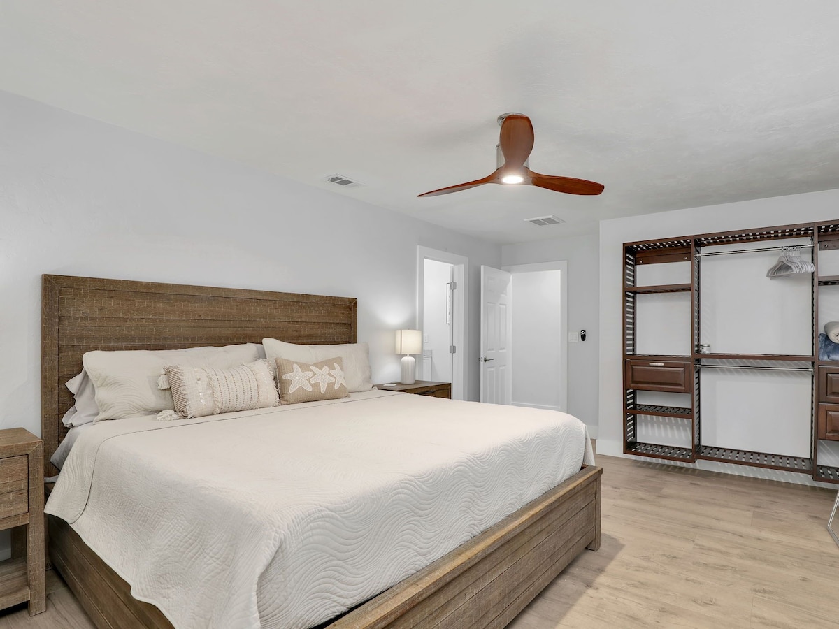 Photo 19 of Naples Retreat w/ Private Pool – 5 Min to Vanderbilt Beach & Mercato