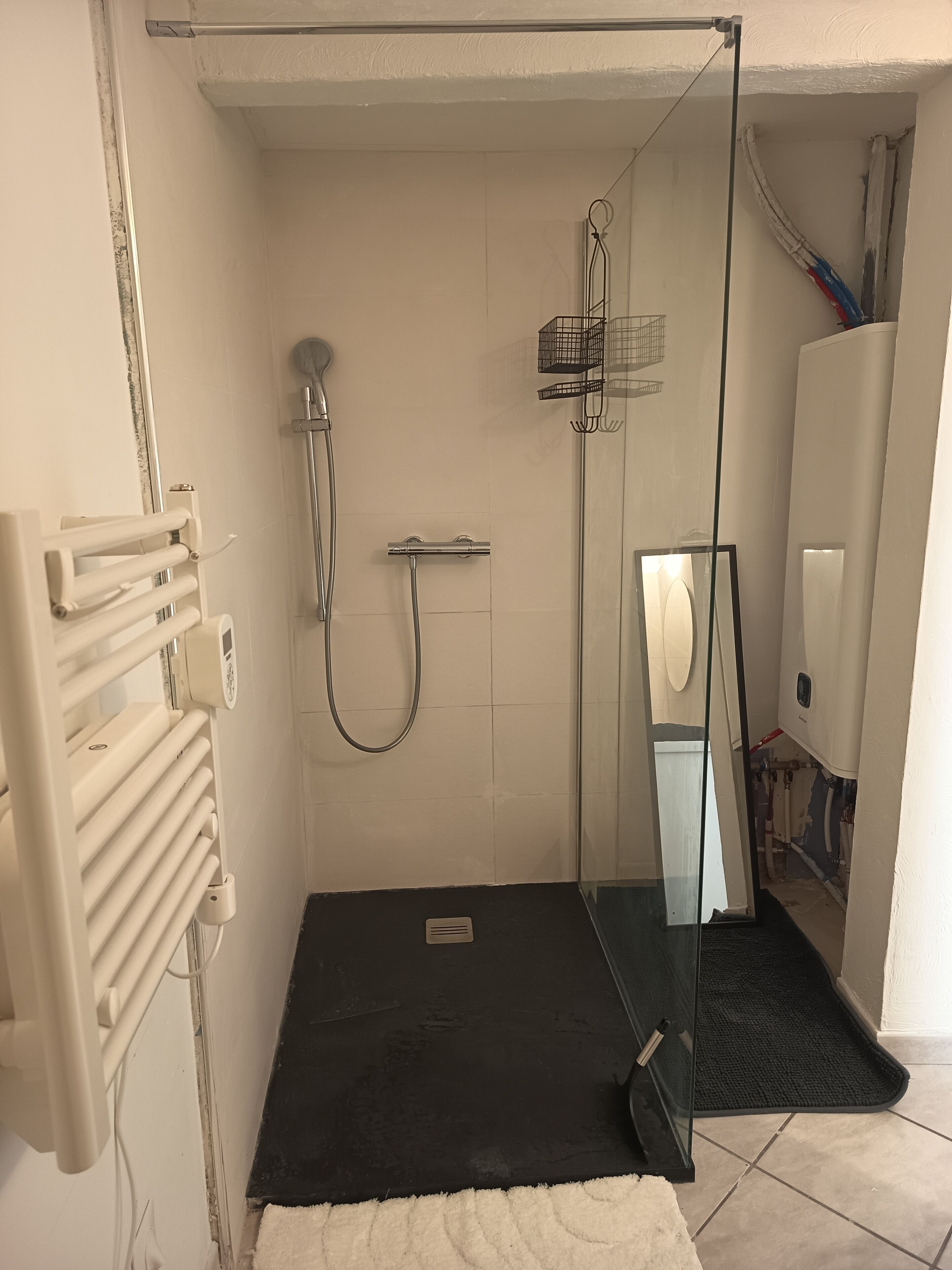 Free toiletries, towels, toilet paper