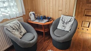 Chambre Triple, balcon | Wi-Fi gratuit