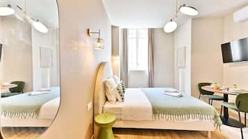 Iron/ironing board, WiFi