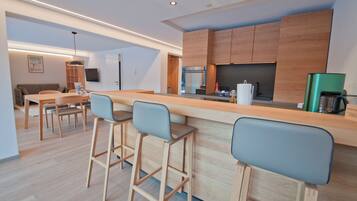 Apartment, Mountain View | Private kitchen