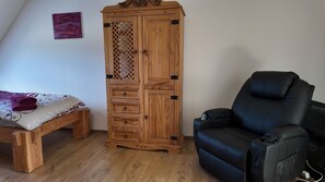 2 Schlafzimmer, Internetzugang, Bettwäsche