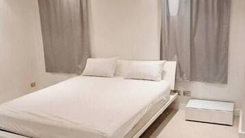 6 dormitorios, Internet, ropa de cama