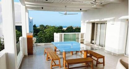 Hacienda White 6-BR Villa