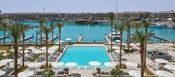 Vida Marina Marassi 1-BR Suite