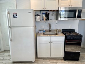 Condo, 3 Bedrooms | Dapur peribadi