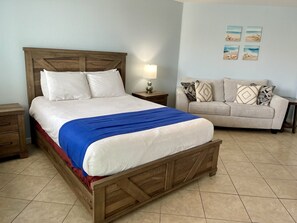 Condo, 3 Bedrooms | 3 bedrooms, free WiFi - Beachgate Condo Suites And Hotel 536+537a+537b 3 Bedroom Condo (Port Aransas)