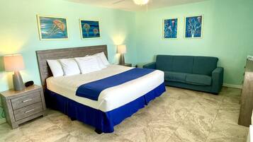 Condo, 3 Bedrooms