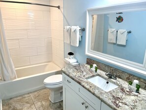 Condo, 3 habitaciones | Baño