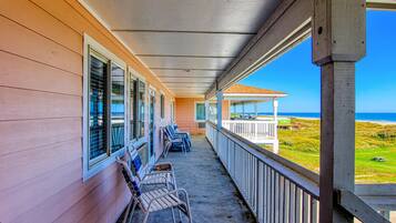 Condo, 3 Bedrooms | Terrace/patio