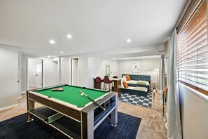 House, 4 Bedrooms | Game room