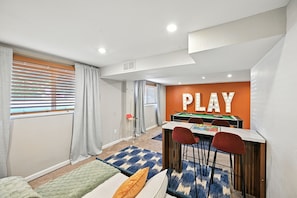 Maison, 4 chambres | 4 chambres, espace de travail pour ordinateurs portables