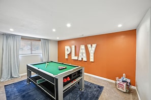 House, 4 Bedrooms | Game room