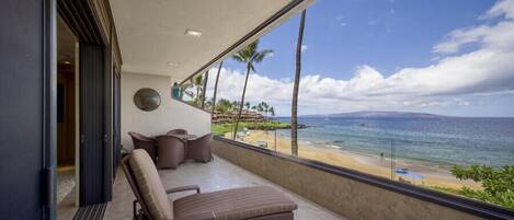 Condo, 2 Bedrooms | Property grounds