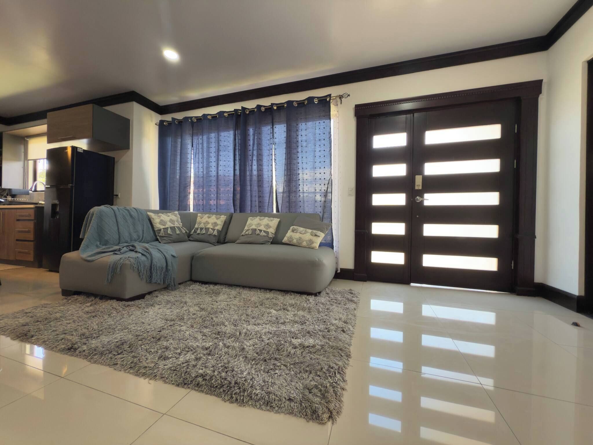 Rumah, 3 kamar tidur, akses difabel, Boleh Merokok | Ruang keluarga