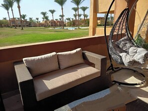 Terrace/patio - Chalet Stella Makadi Aquapark Private Beach Wifi (Makadi Bay)