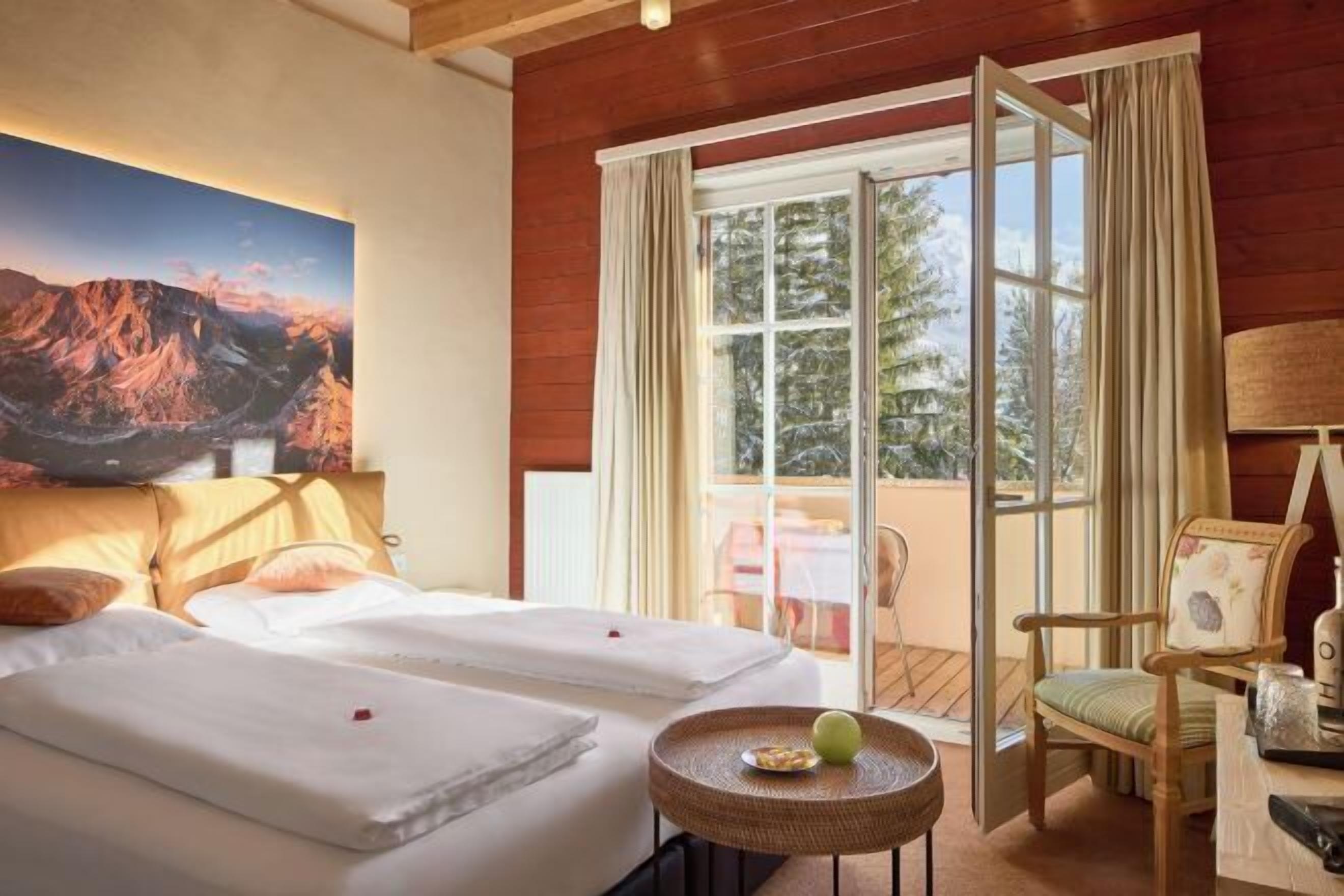 In-room safe, blackout drapes, iron/ironing board, free WiFi