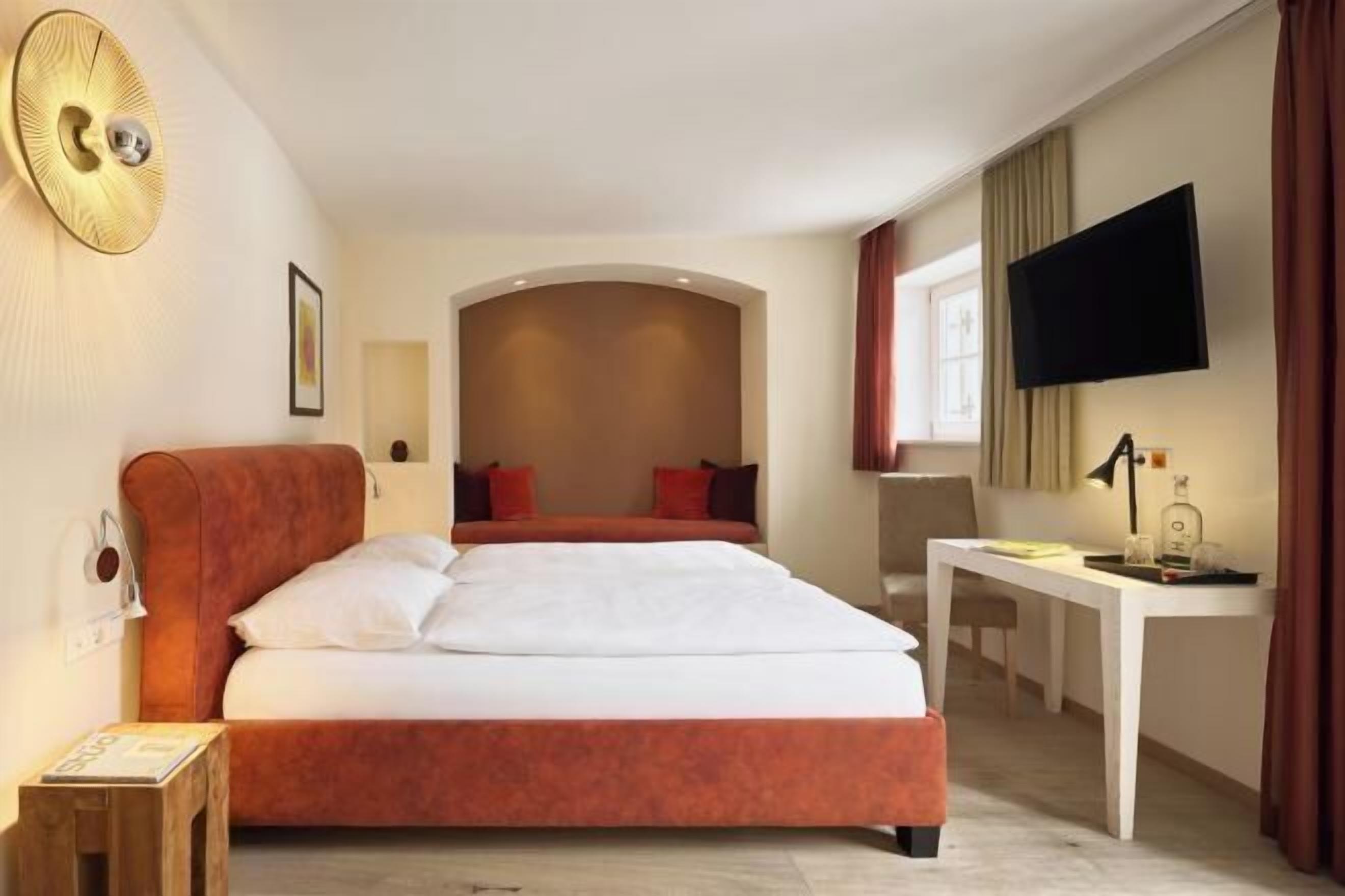 In-room safe, blackout drapes, iron/ironing board, free WiFi