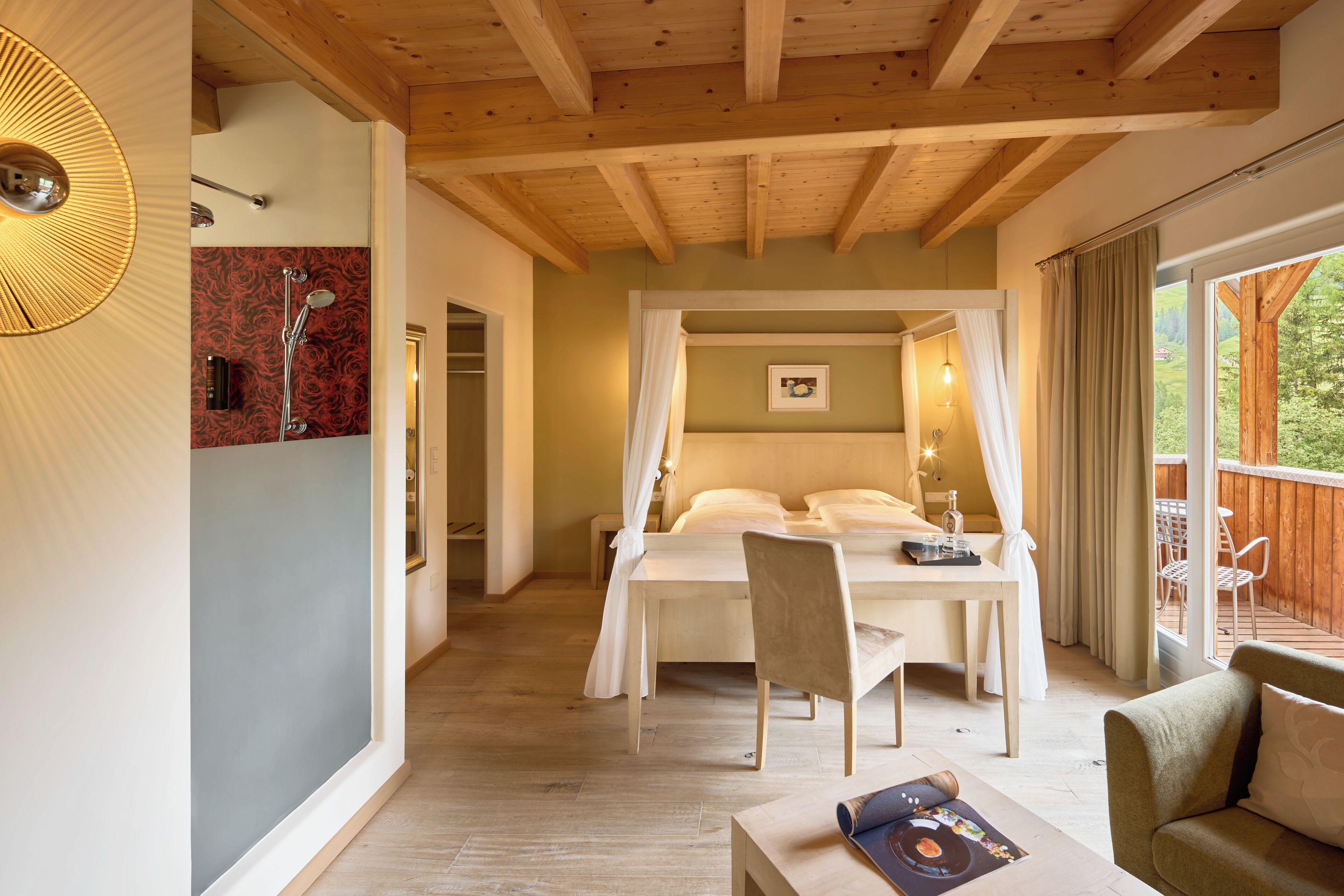 Deluxe Double Room, Balcony, Mountain View | In-room safe, blackout drapes, iron/ironing board, free WiFi