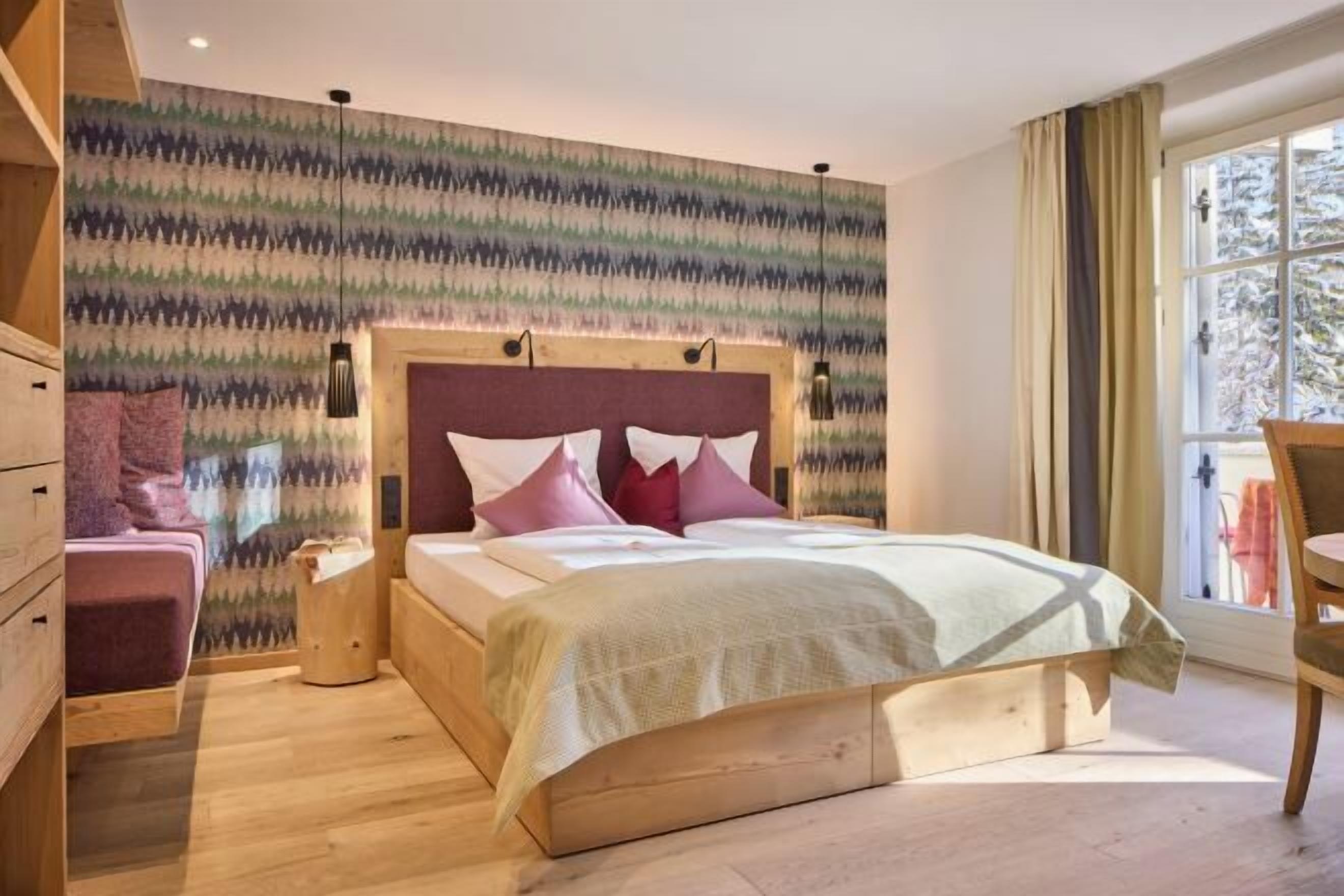 In-room safe, blackout drapes, iron/ironing board, free WiFi