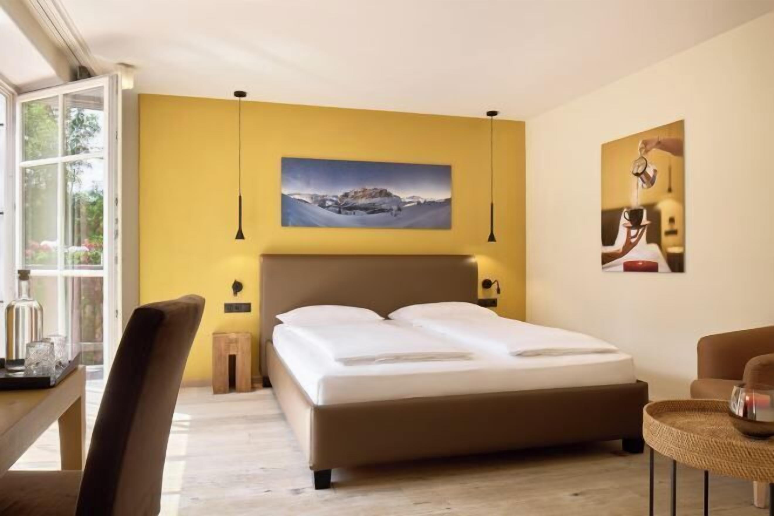 In-room safe, blackout drapes, iron/ironing board, free WiFi