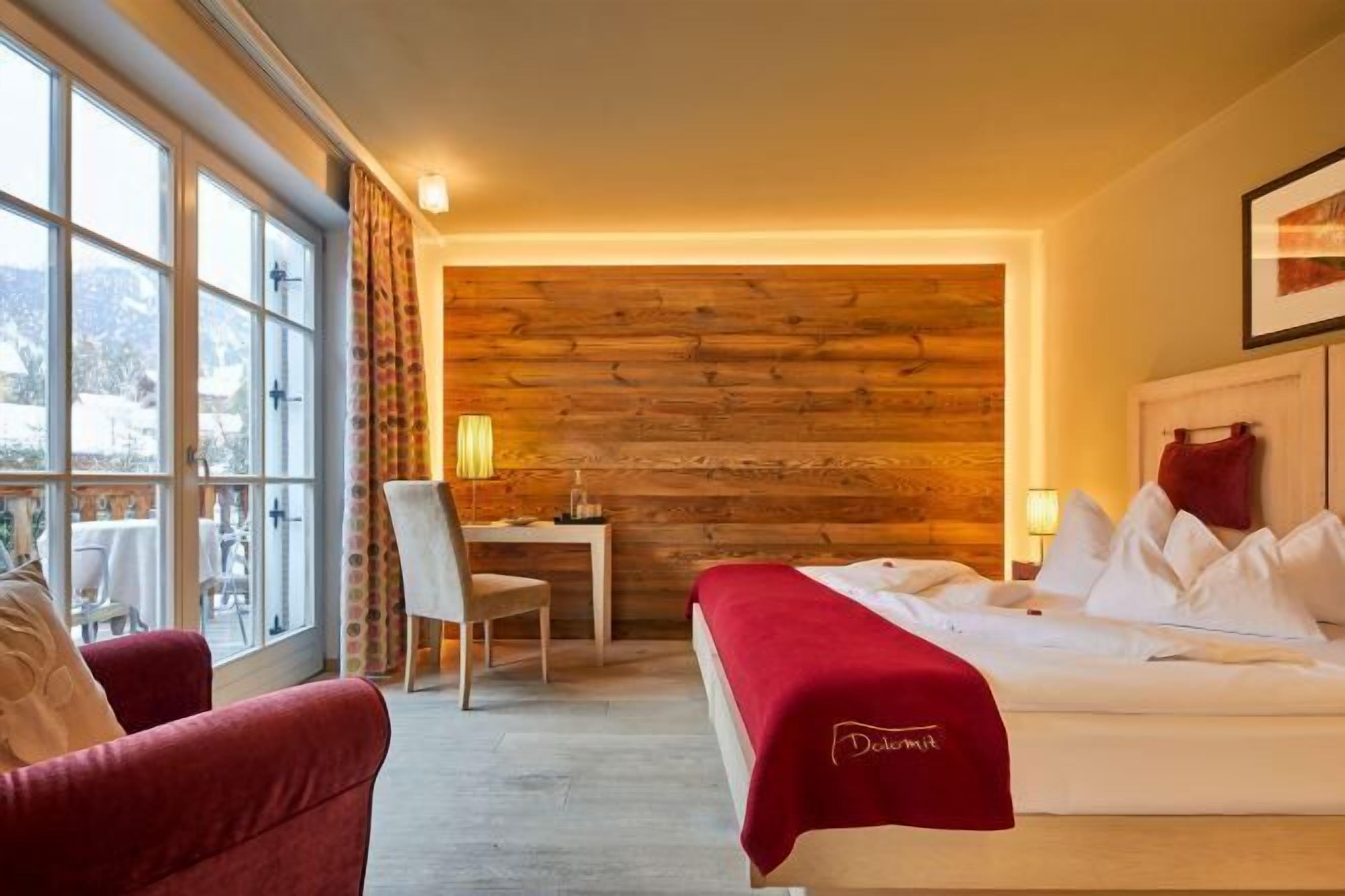 In-room safe, blackout drapes, iron/ironing board, free WiFi