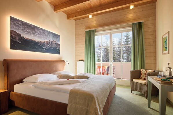 Superior Double or Twin Room, Balcony, Mountain View