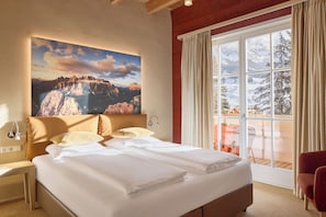 Superior Suite, Balcony, Mountain View | In-room safe, blackout drapes, iron/ironing board, free WiFi - Dolomit Boutique Hotel (Badia)