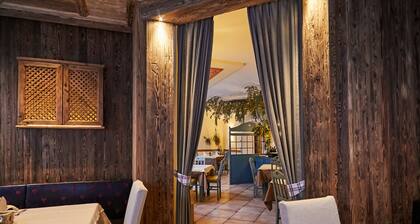 Dolomit Boutique Hotel