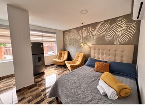 Standard Studio, 1 Double Bed, Air conditioning | Iron/ironing board, free WiFi - Park 66 Apartaestudios (Cali)