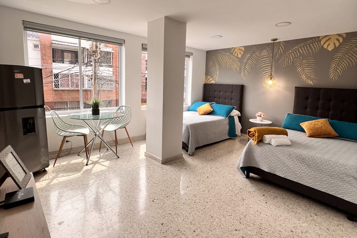 Standard Studio, Multiple Beds, Air conditioning | Iron/ironing board, free WiFi