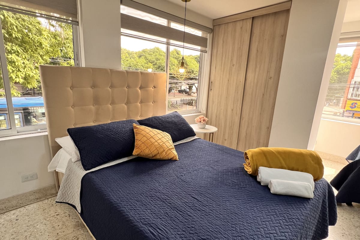 Iron/ironing board, free WiFi