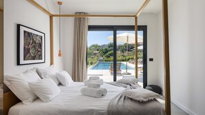 6 bedrooms, iron/ironing board, free WiFi, bed sheets