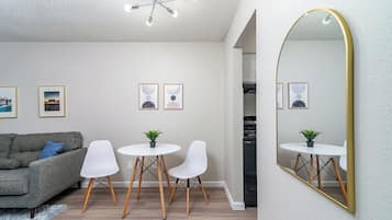 Departamento Elite, 2 camas Queen size, para no fumadores, cocina | Servicio a la habitación