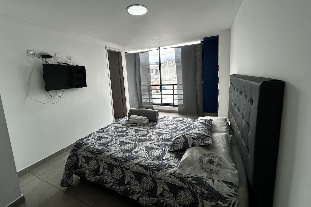 Standard Apartment, 1 Bedroom, Air conditioning | Iron/ironing board, free WiFi