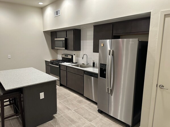 Microwave, oven, stovetop, dishwasher