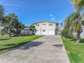Property grounds - The Canal House Summa (Galveston)