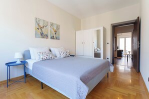 2 Schlafzimmer, Bügeleisen/Bügelbrett, Internetzugang, Bettwäsche