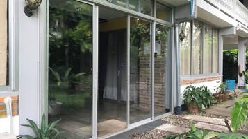 DĂ©tail de lâextĂ©rieur