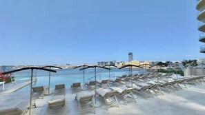 Alberca al aire libre 