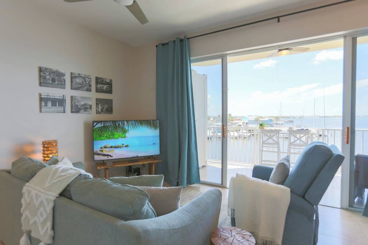 Televisie en een kantoor