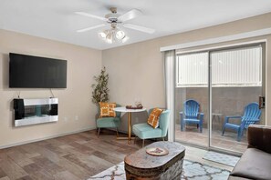 TV, fireplace, offices